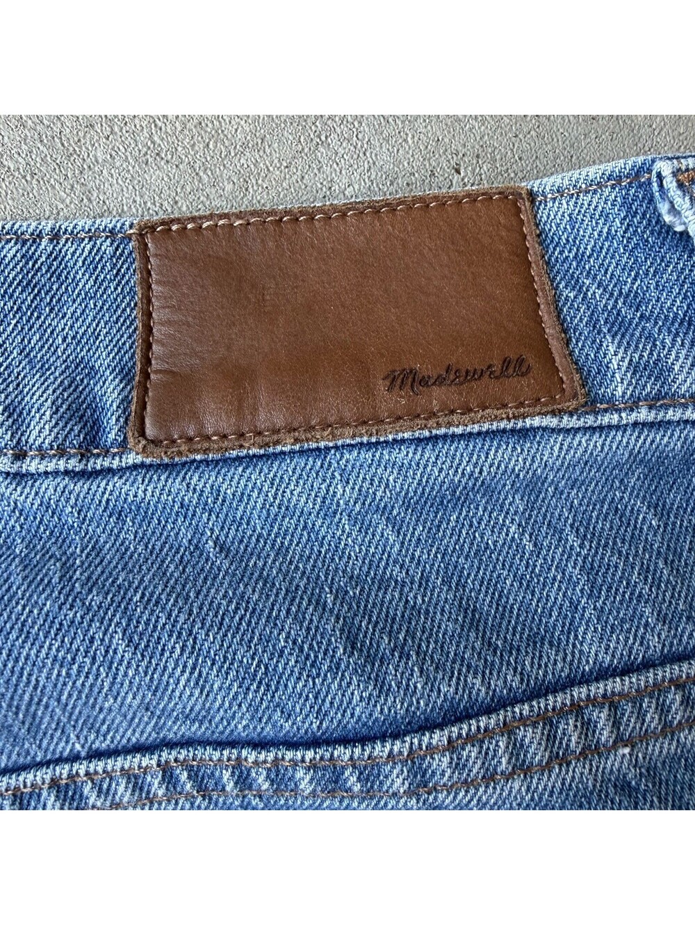 Madewell Women’s Straight Jeans Blue Medium Wash Mid Rise Stretch 5-Pocket - Picture 9 of 10
